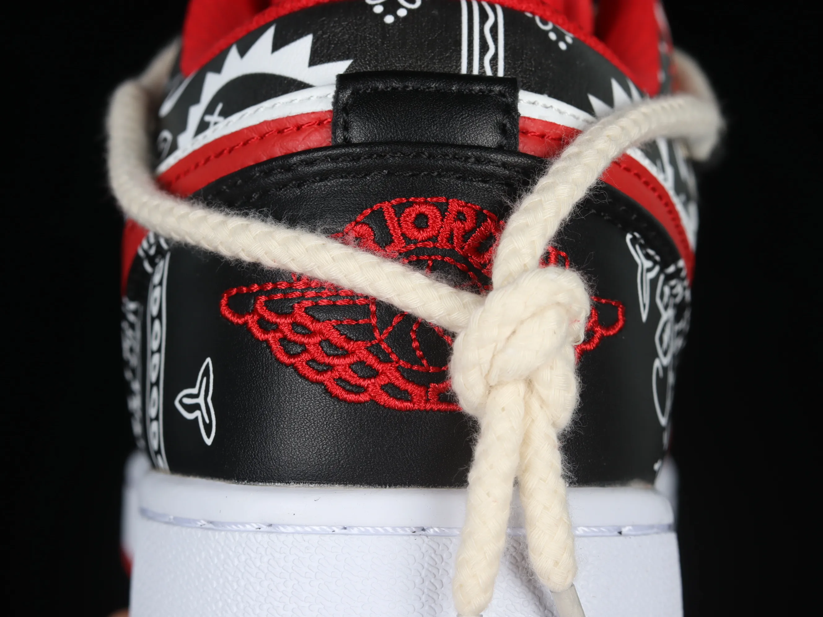 All categories Air Jordan Jordan series basketball shoes Air Jordan 1 Low Air Jordan 1 Low AJ1 Joe 1 customized version Vibe flavor deconstruction sports culture basketball shoes DC0774-840
